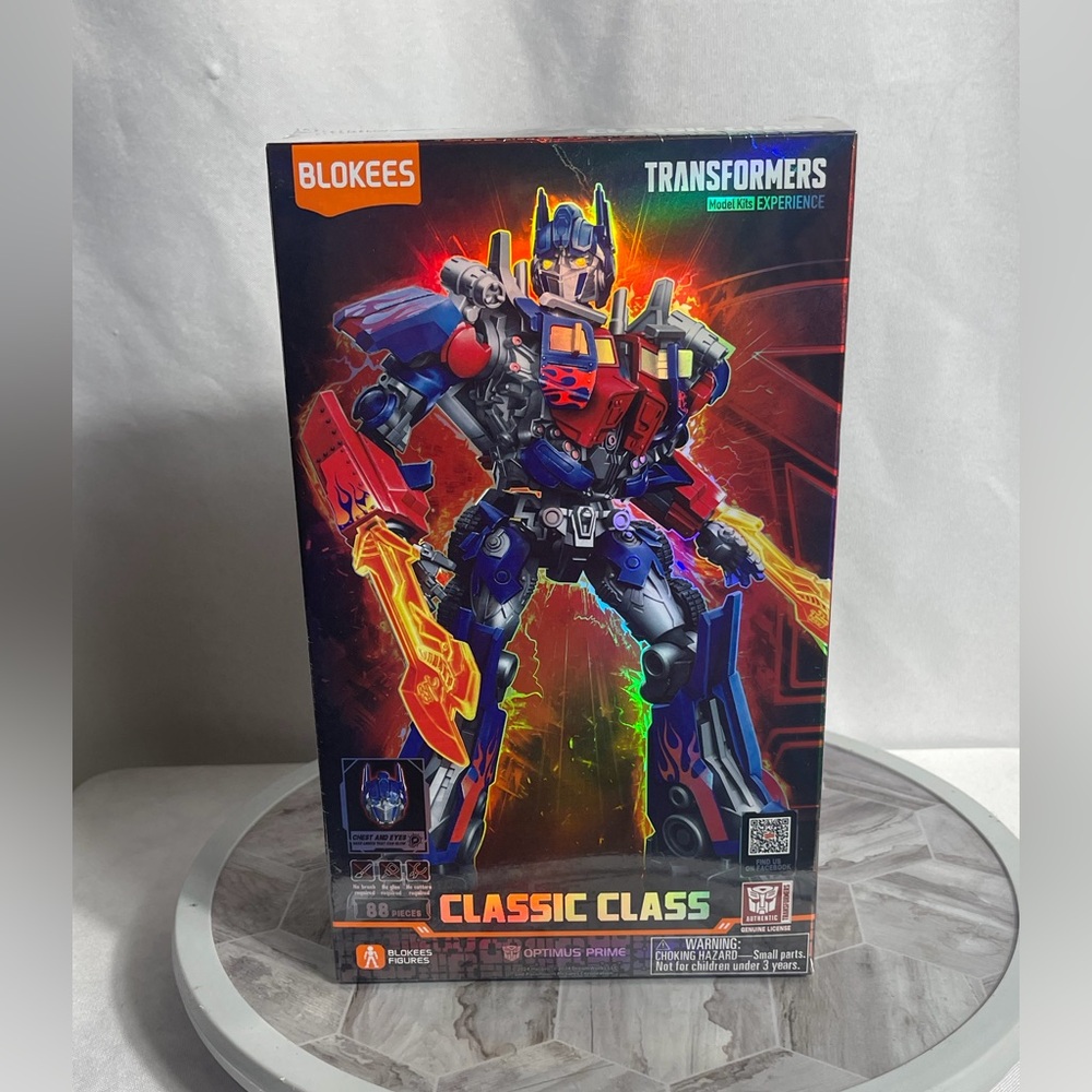 Blokees Transformers Classic Class 09 Optimus Prime Model Kit Sealed 88 Pieces